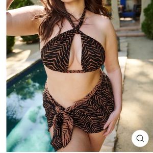 JMP the Label Lagos Triangle Bikini Top in Tiger Switch Reversible Print